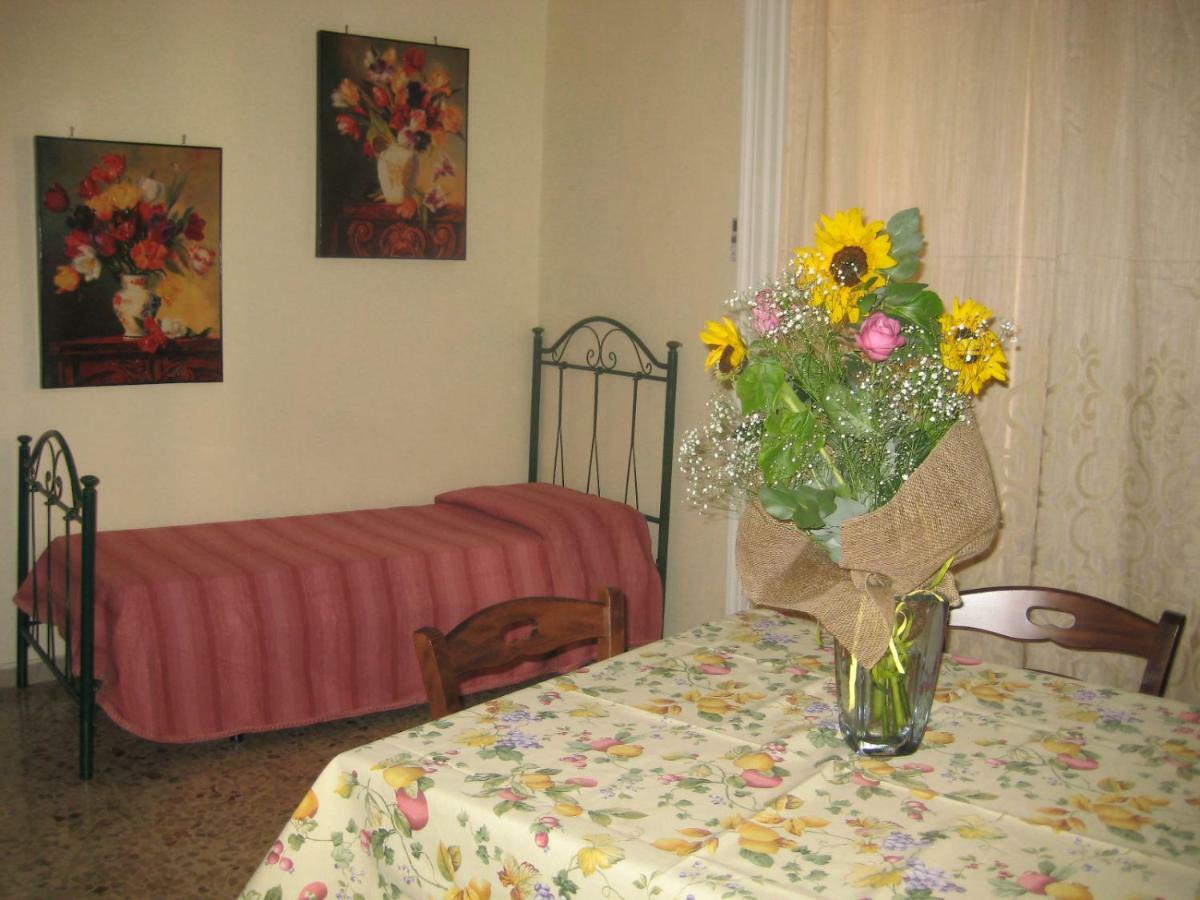 Iside Apartment คาตาเนีย ภายนอก รูปภาพ